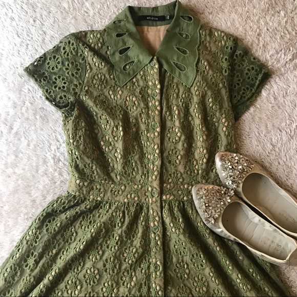 Ark & Co Dresses & Skirts - Ark & Co vintage-inspired green dress